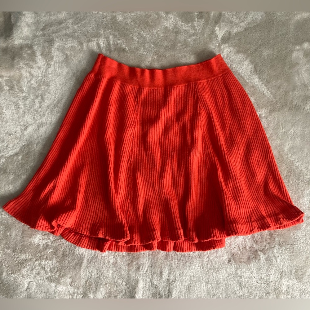 Anthropologie Maeve ribbed knit skater skirt in a bold red/orange tone medium